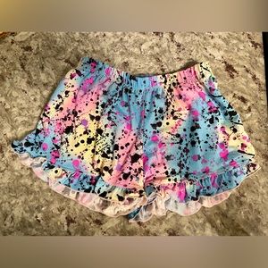 PIXIE LANE GIRLS 9/10 RUFFLE SHORTS PAINT SPLATTER